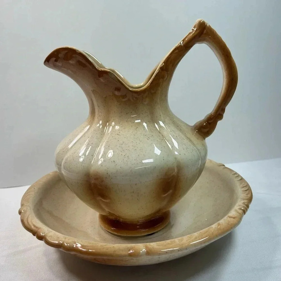 Vintage Ironstone Inspired Pitcher And  Wash Basin Set. - Picture 1 of 14
